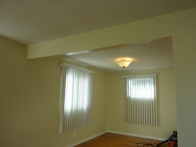 Foto del edificio - 1211 W Dalke Ave