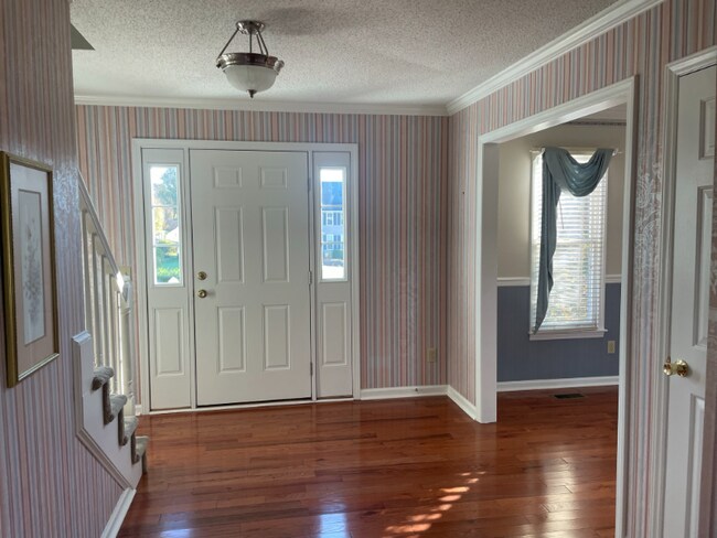 Foto del edificio - 215 Apple Ridge Dr