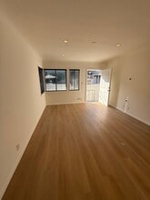 Building Photo - 1543 11th St