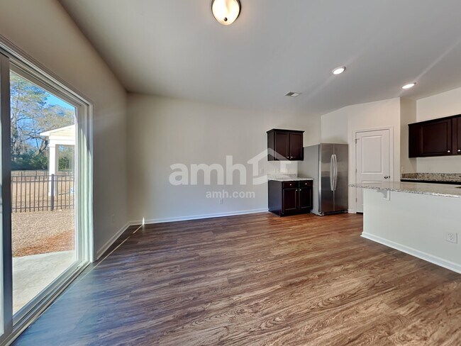 Foto del edificio - 115 Orion Way