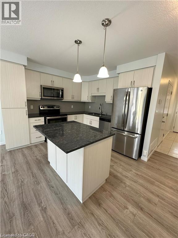 Building Photo - 574 Blair Creek Dr
