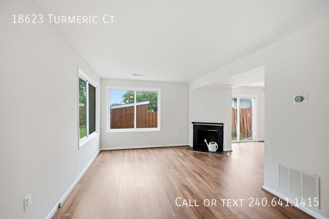 Foto del edificio - 18623 Turmeric Ct