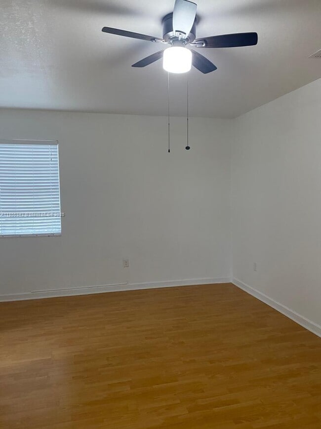 Building Photo - 17165 SW 92nd St