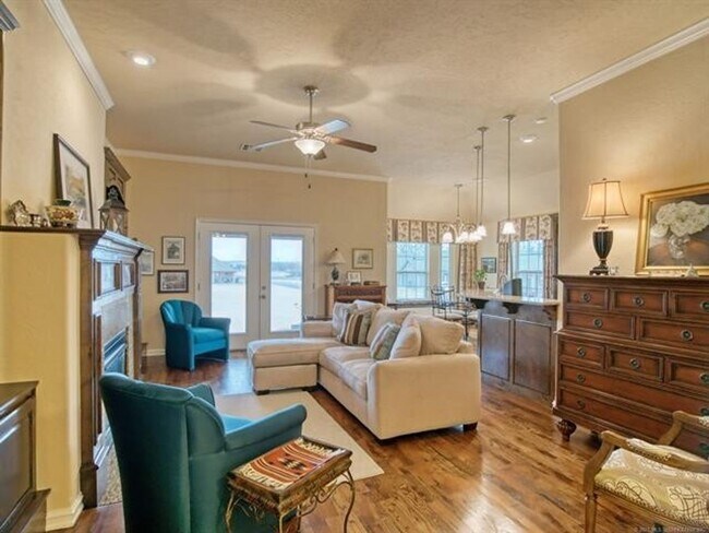 Building Photo - 10724 Masters Cir