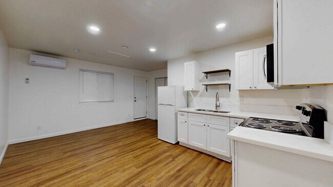 Foto del edificio - 1718 Fairmount Blvd