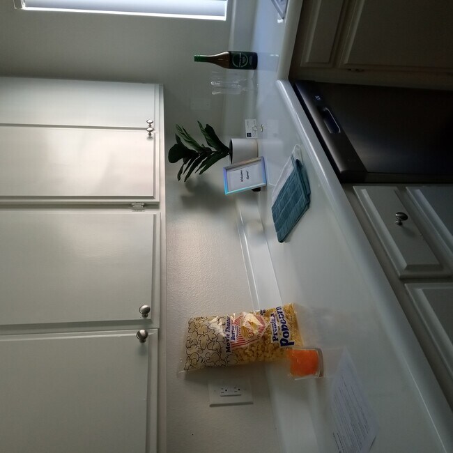 Foto del edificio - 7901 Duchess Drive - Duchess Terrace