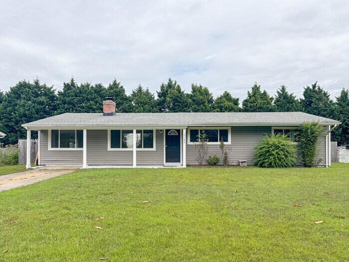 Primary Photo - Charming Ranch in Highly Sought-After Grea...