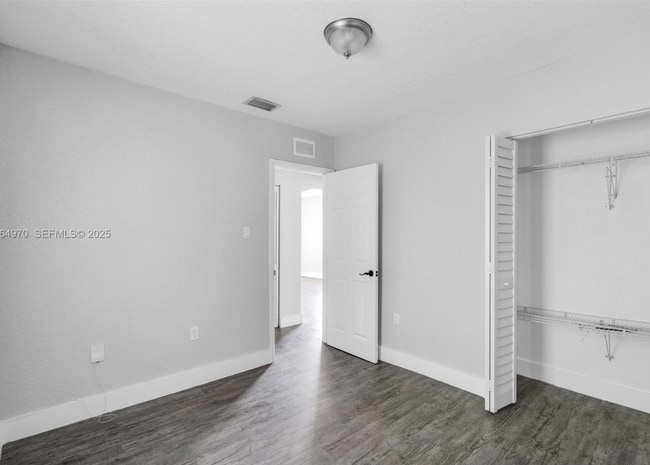 Foto del edificio - 2960 NW 63rd St