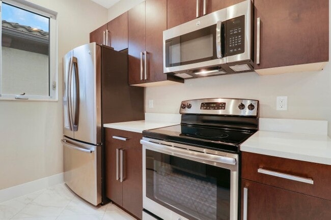Building Photo - 5029 Grandiflora Rd