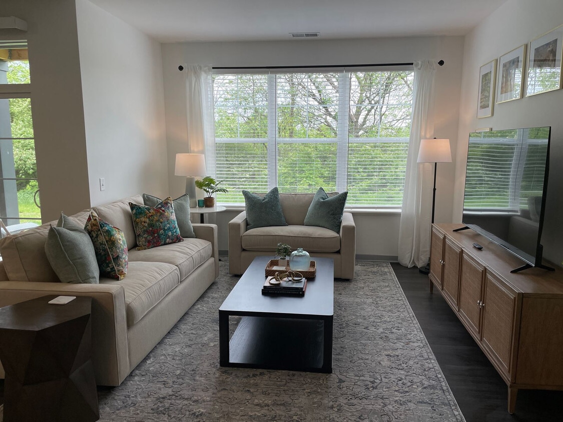 Foto principal - 5101 Aldersgate Dr