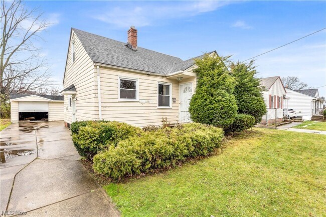 Building Photo - 17106 Holly Hill Dr