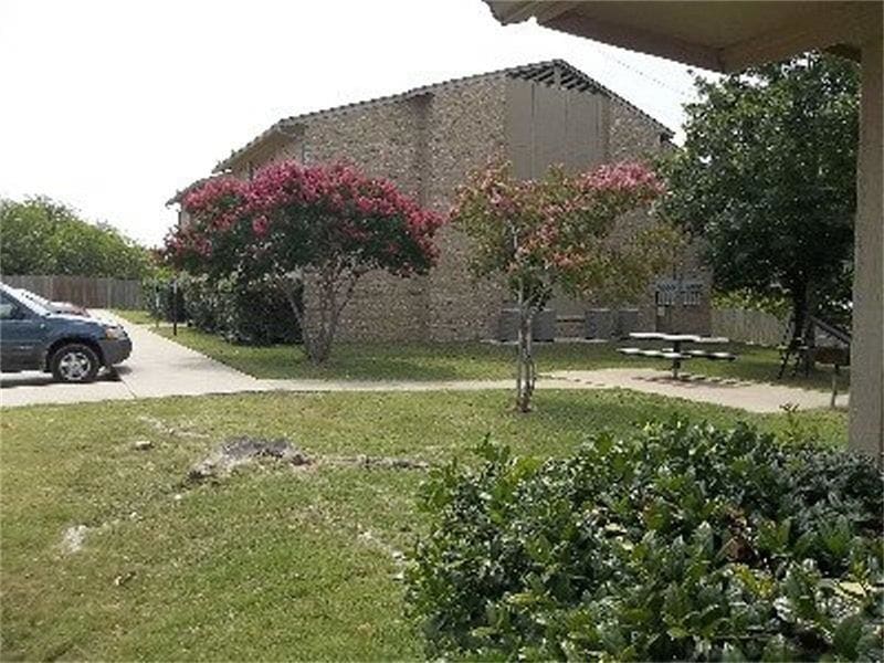 333 Highland Ave, Dublin, TX 76446 Room for Rent in Dublin, TX