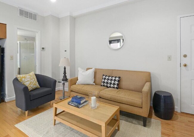 Foto del edificio - 1321 Fairmont St NW