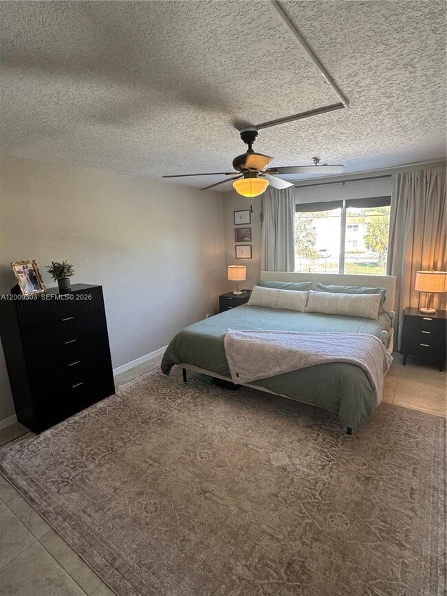 Foto del edificio - 3924 SW 67th Terrace