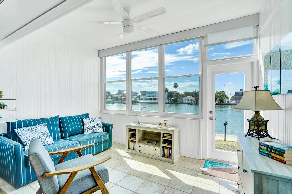 Foto principal - 5555 Gulf Blvd