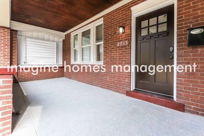 Building Photo - Lovely 3 Bedroom Home in Dormont!