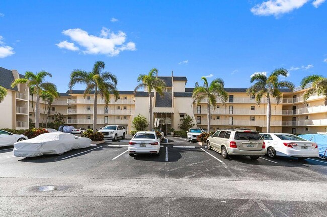 Building Photo - 3575 S Ocean Blvd