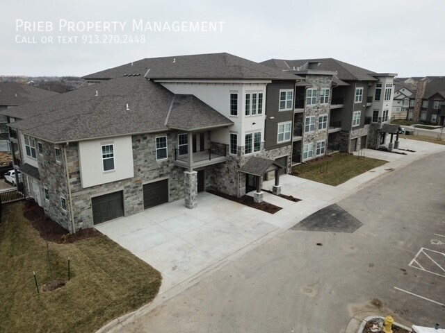 Building Photo - Parkview Apartments - Building #16