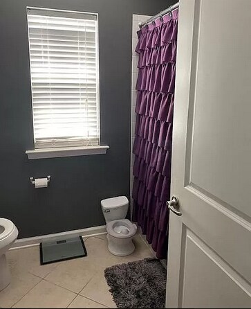 Foto del edificio - 4528 Birchwood Dr