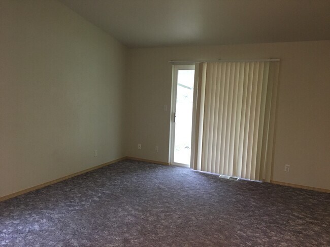 Foto del edificio - lynd04