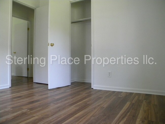 Building Photo - Newly renovated home off Ashley Phosphate Rd.