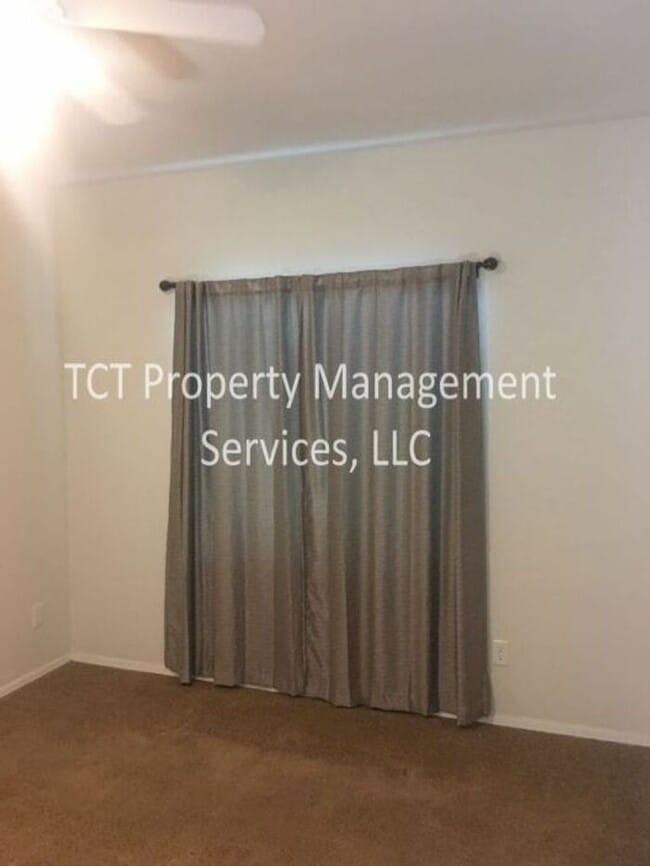 Foto del edificio - 3 bed/2 bath home in Buckeye