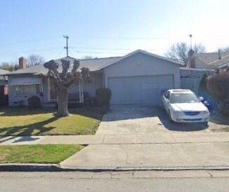 Primary Photo - 2224 Cinderella Ln