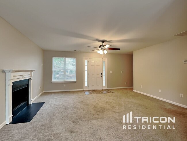 Foto del edificio - 110 Summerbrook Rd