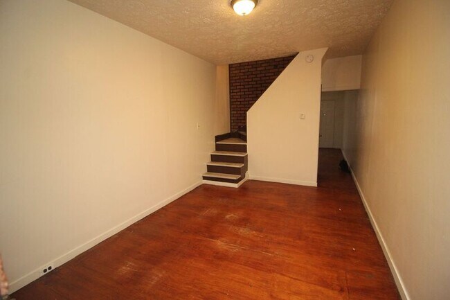 Foto del edificio - 2935 Pulaski Hwy