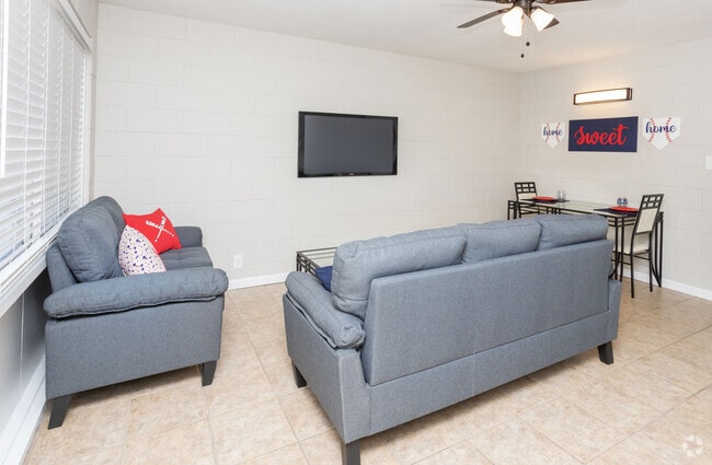 1BR,1BA-480SF - PENSACOLA ARMS: One Bedroom Apartments in ...