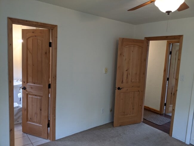 Building Photo - 2562 Cortina Ln