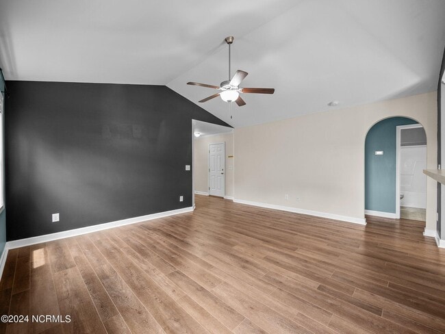 Building Photo - 420 Salvo Ct