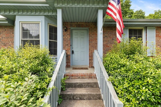 Building Photo - 3204 Blackwood Dr