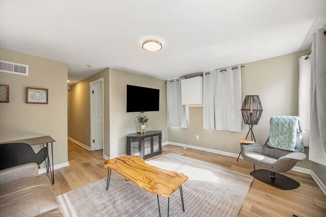 Foto del edificio - 417 6th St NW