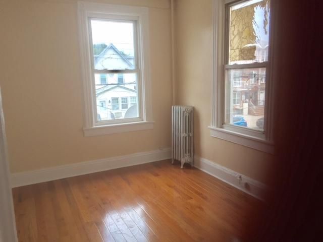 Foto del edificio - 8511 Eliot Ave