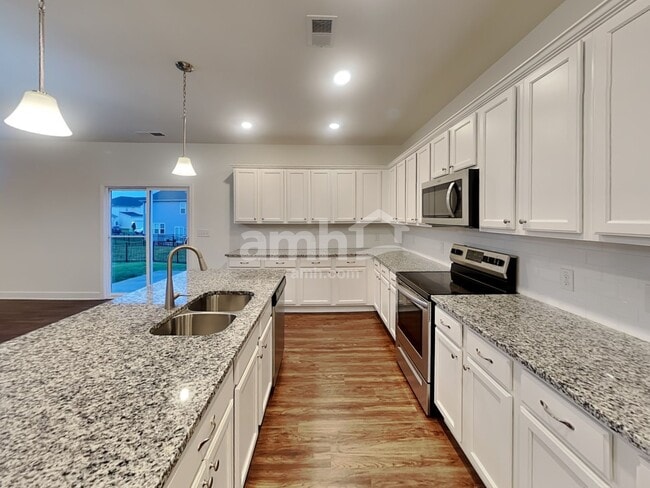 Foto del edificio - 4305 Spregan Way