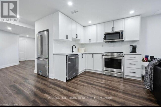 Building Photo - 110 Blair Creek Dr