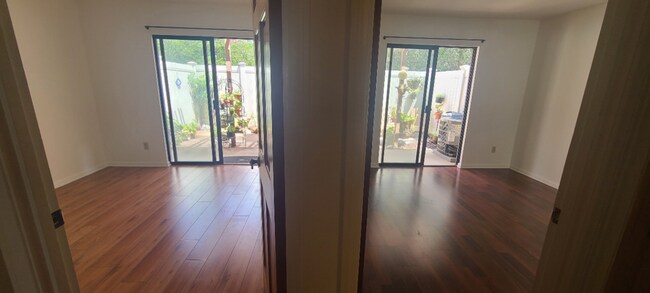 Foto del edificio - OPEN HOUSE Saturday June 7th at 2:00PM