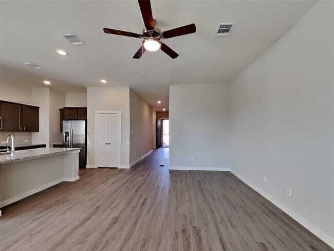 Building Photo - 2338 Cohorn Trl
