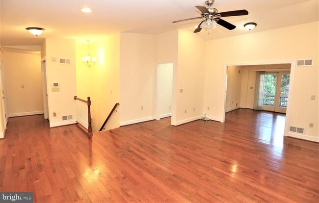 Foto del edificio - 9705 Fernwood Rd