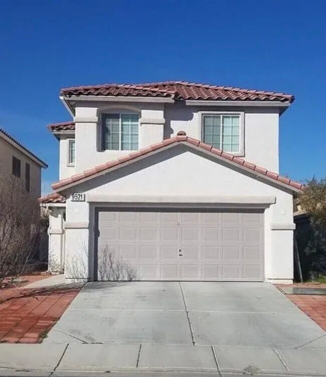Building Photo - 9521 Grand Fir Ct