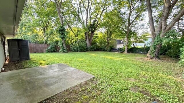 Foto del edificio - 10151 Ridgefield Dr