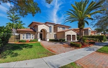Building Photo - 8123 NW 161st Terrace