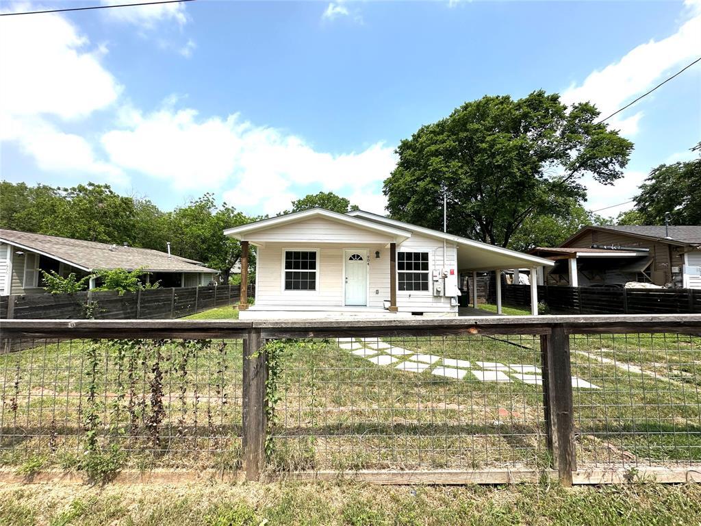 Foto principal - 904 Valdez St
