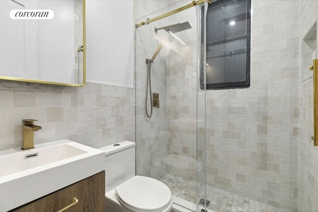Building Photo - 202 W 96th St