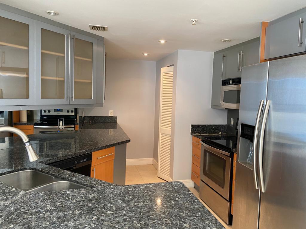 Foto principal - 701 Brickell Key Blvd