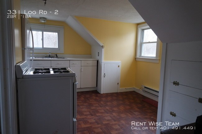 Foto del edificio - 331 Log Rd