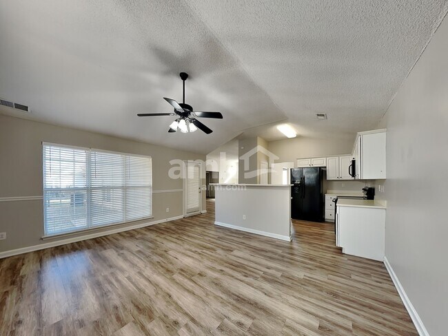 Building Photo - 12519 Autumn Blaze Drive