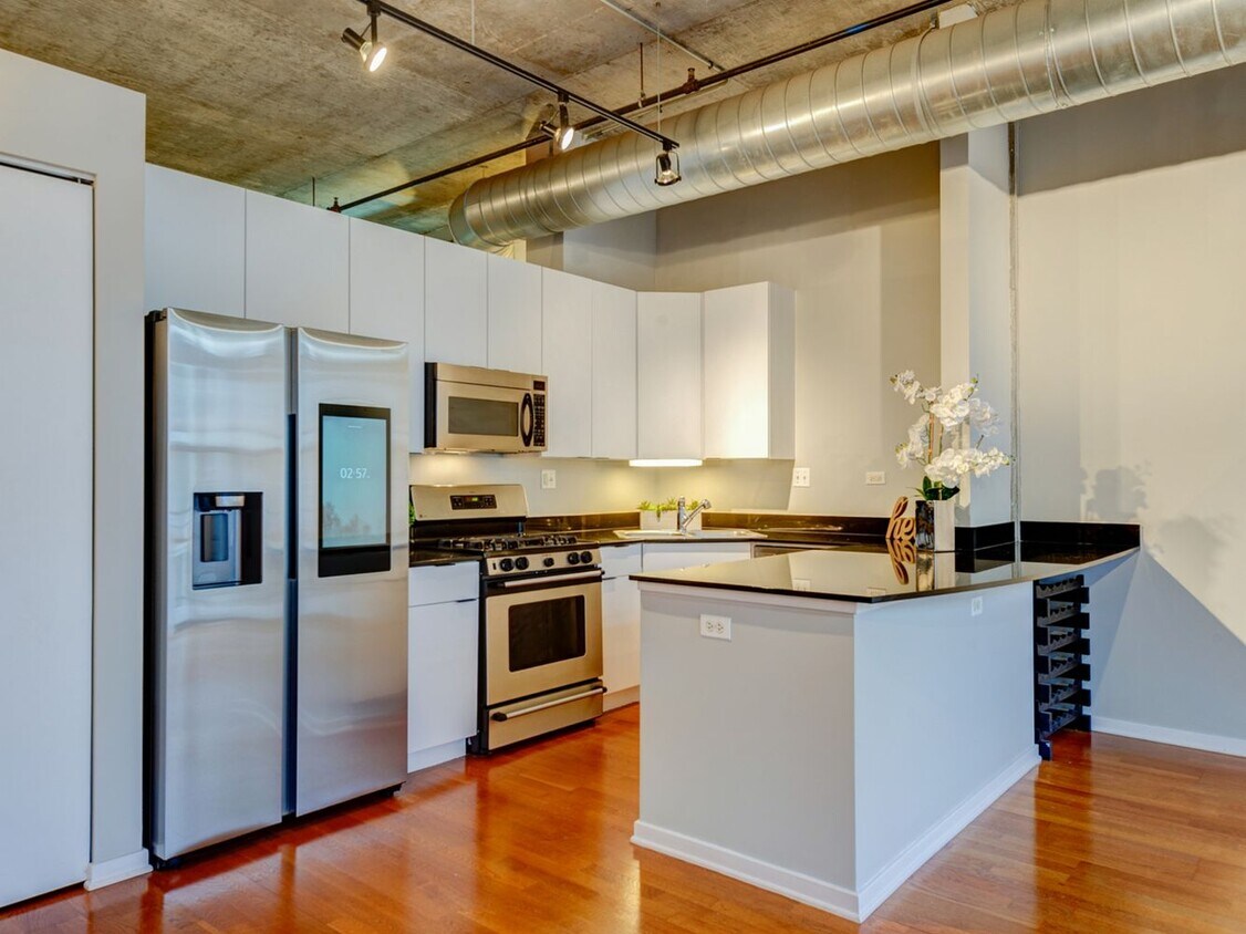 Foto principal - 901 N Kingsbury St