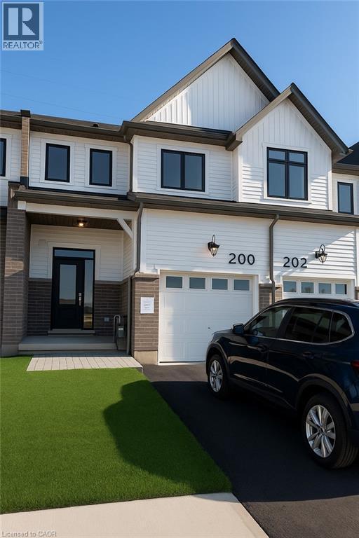 Primary Photo - 200 Stamson St